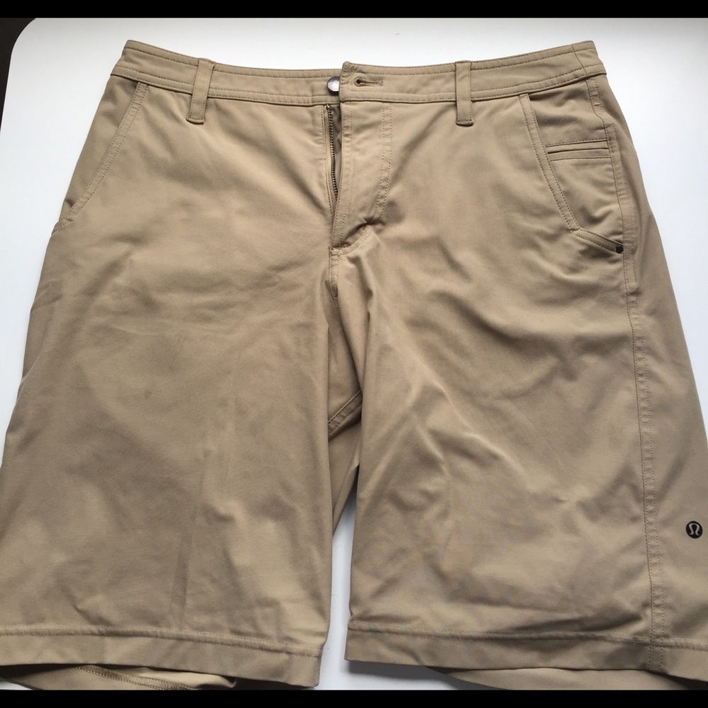 Lululemon khaki shorts